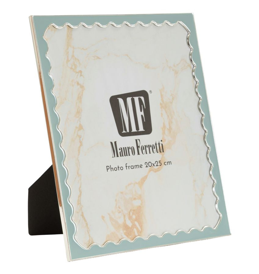 Cornice Juliette zincata con bordo azzurro e profilo ondulato, misura interna 20 x 25 cm, ideale per foto o decorazioni eleganti.