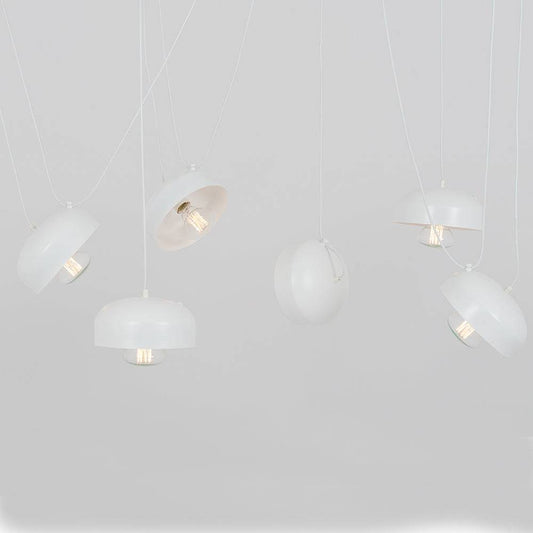 Illuminazione sospesa bianca con plafoniere in metallo e vetro, perfetta per soggiorni e zone living moderne - SKU: LP011POPOFLL6-01