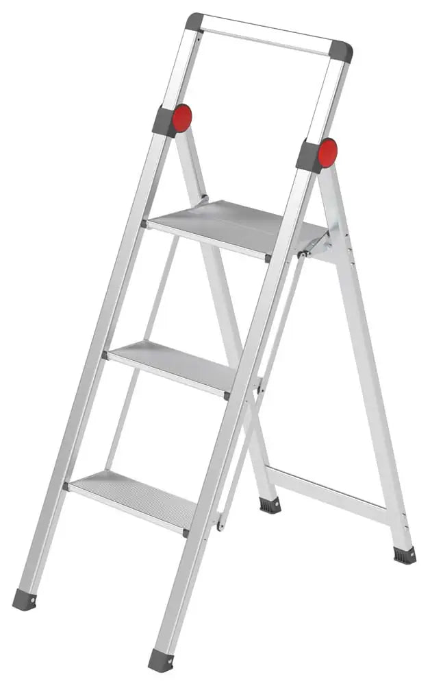 Sgabello pieghevole in alluminio con 3 gradini, leggero e resistente, ideale per uso domestico e lavori in altezza, colore argento con dettagli rossi.