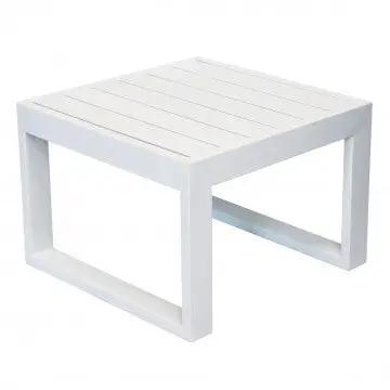 Tavolino quadrato Cuba 45 x 45 in alluminio verniciato bianco, perfetto per giardini e terrazze grazie al suo stile elegante e pratico.