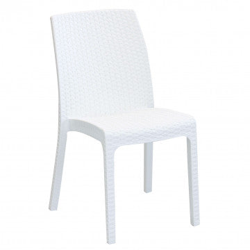 Sedia Virginia bianca in wicker con struttura in plastica stampata, perfetta per arredare spazi moderni e luminosi con stile.