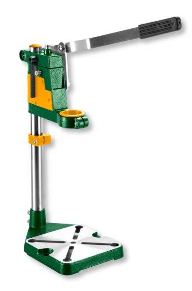 Supporto trapano sicuro e affidabile con base in metallo e leva ergonomica, ideale per lavori di precisione in officina o fai da te.