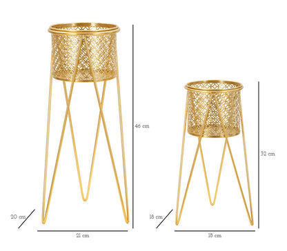 Coppia di Vasi Eleganti in Metallo con Supporto Dorato cm 21x20x46 e 18x18x32