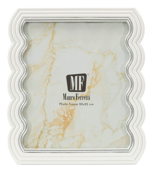 Fotocornice Curty Mauro Ferretti elegante, misura 25,2x1,7x30,3 cm, perfetta per foto 20x25, design bianco con dettagli argentati.