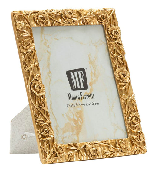 Cornice Poppy elegante 15x20 cm in resina dorata con decorazione floreale, ideale per foto verticali su mobili classici o moderni.