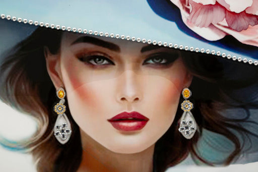 Dettaglio del volto nel dipinto su tela laccato Pam, evidenziando trucco sofisticato e orecchini gioiello, decorazione da parete elegante FERRETTI.