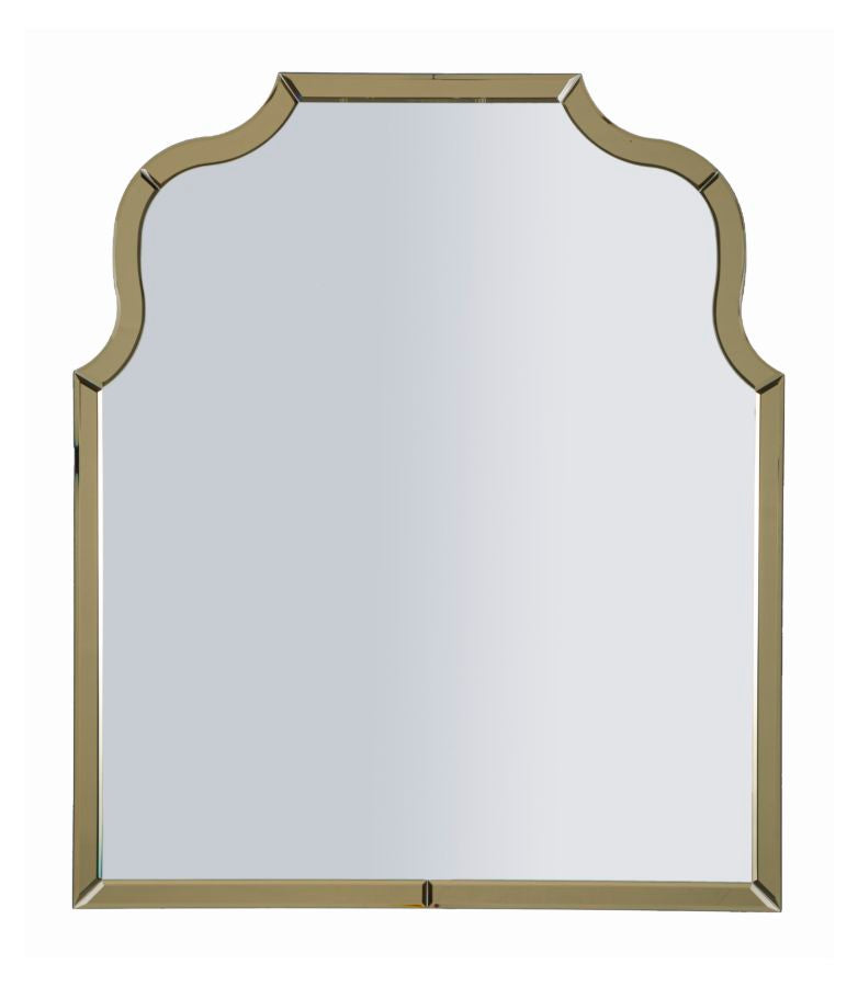 Specchio da muro Ankara oro misura 78x93 elegante con cornice sagomata dorata, ideale per ambienti raffinati e moderni.