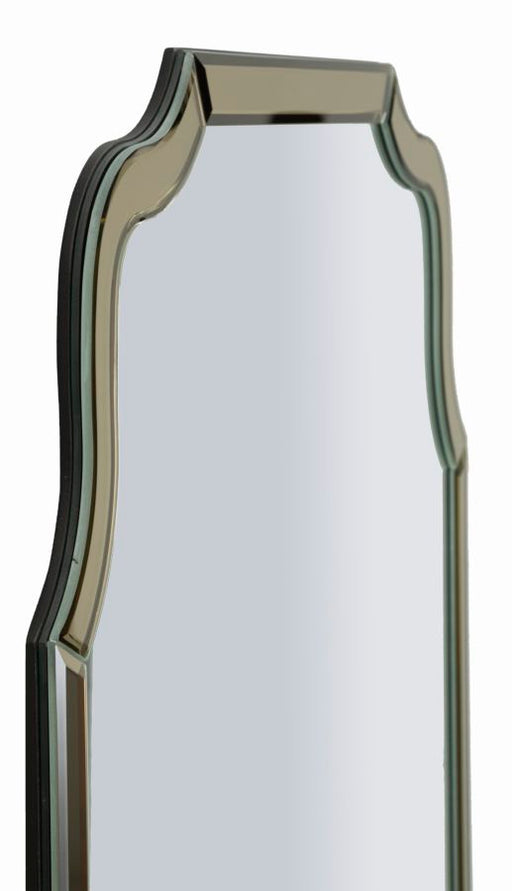 Dettaglio laterale dello specchio da parete Istanbul oro cm 60x1x90 con profilo sagomato e finitura lucida, perfetto per arredamento elegante.