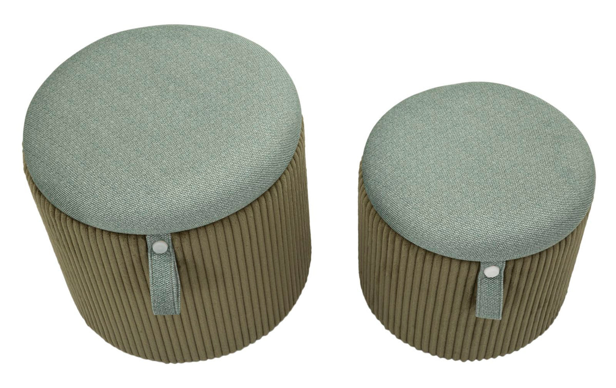 Pouf contenitore verde in set da 2 pezzi visti dall’alto, con coperchio removibile e design elegante per arredamento funzionale.