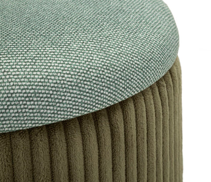 Primo piano del coperchio in tessuto verde del pouf contenitore Bolzano, con finitura raffinata e struttura resistente.