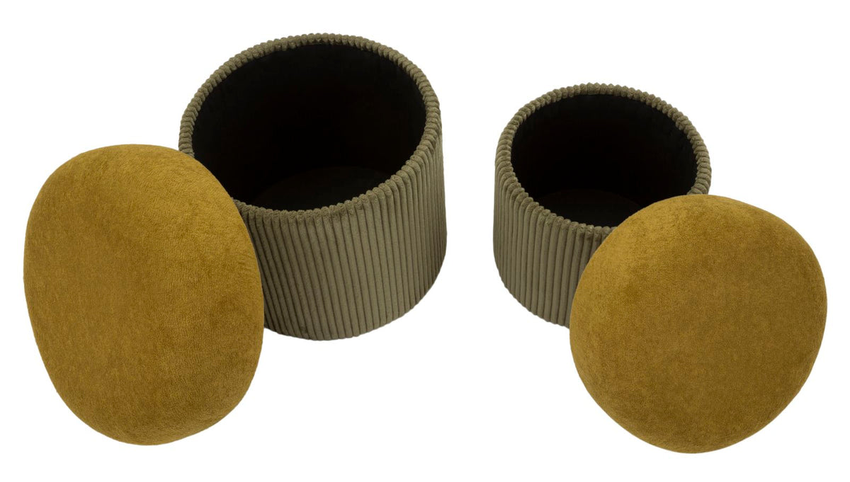 Pouf contenitore Aspen verde con coperchio rimosso, interno spazioso per riporre oggetti. Set 2 pezzi in velluto elegante e funzionale.