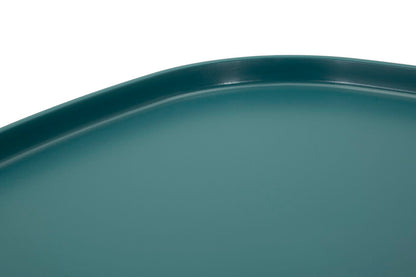 Dettaglio del piano del tavolinetto Gea Blu, superficie liscia e bordi rialzati per un design moderno e pratico.