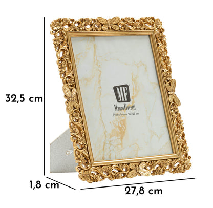 Cornice Classical barocca dorata con misure 27,8x32,5 cm e interno 20x25 cm, perfetta per foto eleganti in ambienti classici.