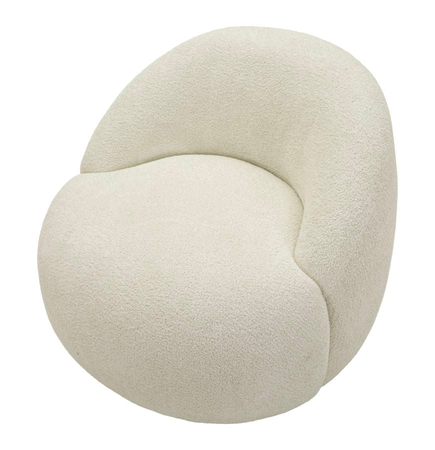 Dettaglio della superficie in tessuto bouclé morbido e resistente, colore avorio, della poltrona Ginevra Bianca, design scandinavo
