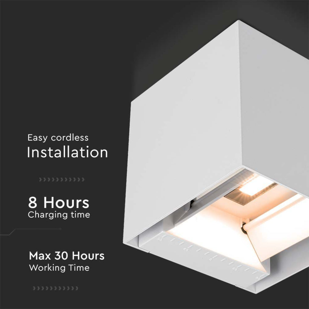 Installazione semplice della Lampada LED da Giardino Solare 9W con Sensore Crepuscolare IP65, ricarica in 8 ore e autonomia fino a 30 ore.