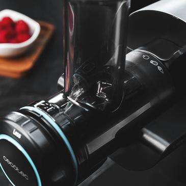 Cecotec Juice & Live 2000 EasyClean Estrattore a Freddo 150W 70rpm - 3 Livelli di Estrazione - Filtro EasyClean - Tappo Antigoccia - Cilindro Doppia Uscita