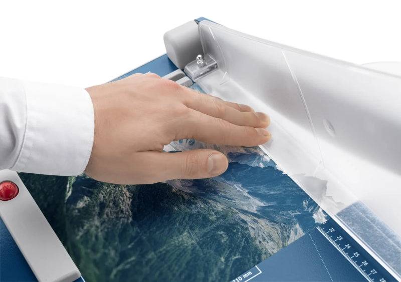 Dahle 560 Taglierina a Leva di Precisione Formato A4 - Capacità 25 Fogli - Lama Acciaio di Solingen - Protezione Lama