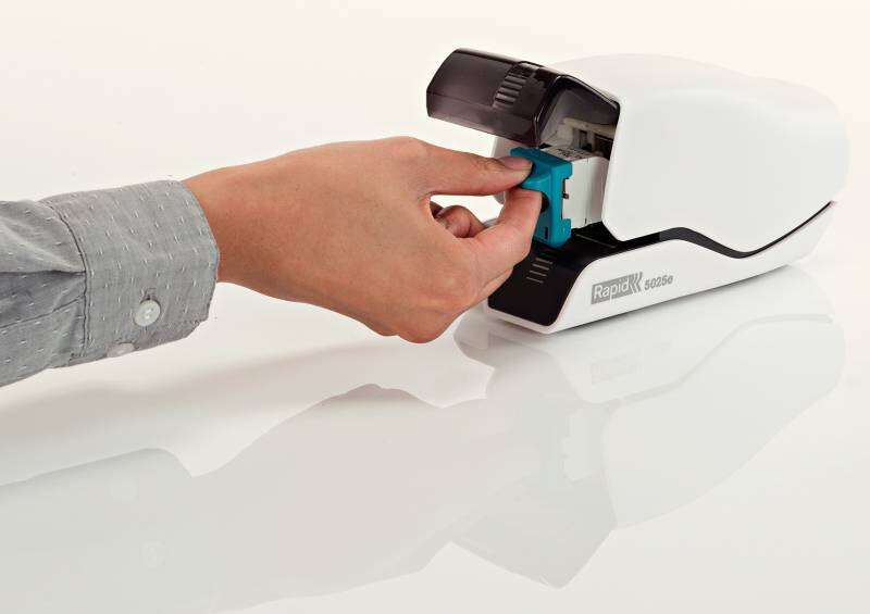 Rapid R5025 Confezione 2 Cartucce con 1.500 Punti Metallici Ciascuna - Pinzatura fino a 25 Fogli di Carta - Caricamento Facile - Brevettato - Ricambio Pezzi