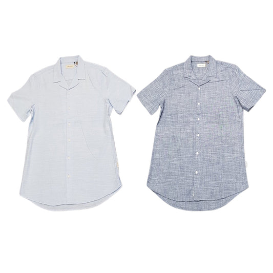 Camicia da uomo a maniche corte in tessuto leggero bianco con colletto classico, design casual e comodo, perfetta per look estivi eleganti.