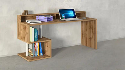 Scrivania con Sopralzo Esse 180 in legno naturale con ripiani laterali per libri e accessori, perfetta per ambienti caldi e accoglienti.