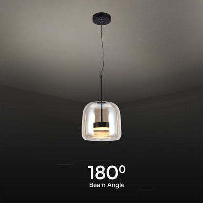 Lampada a sospensione LED in metallo nero e vetro ambra, con angolo di emissione di 180°, ideale per illuminazione decorativa moderna