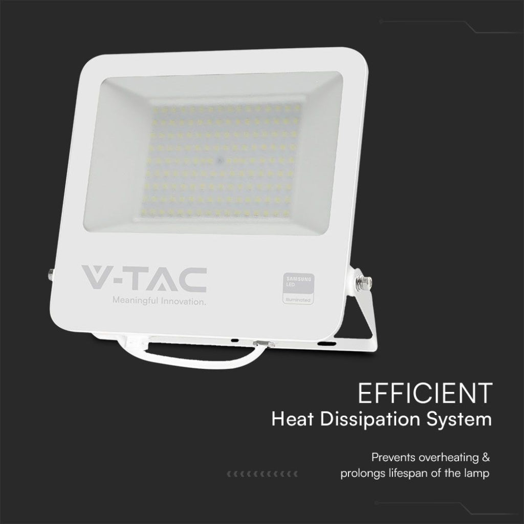 Faro LED 100W V-TAC con sistema di dissipazione del calore efficiente, ideale per prevenire il surriscaldamento e prolungare la durata.