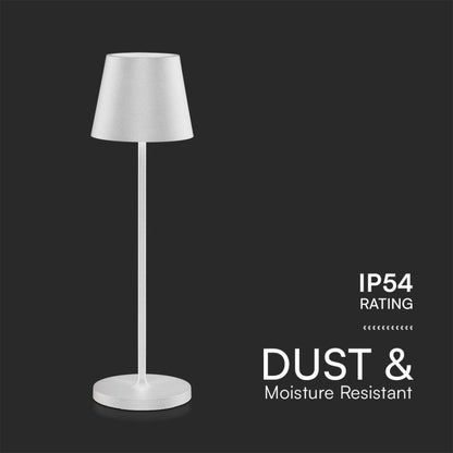 Lampada da tavolo LED con protezione IP54 contro polvere e umidità, ideale per uso interno ed esterno.
