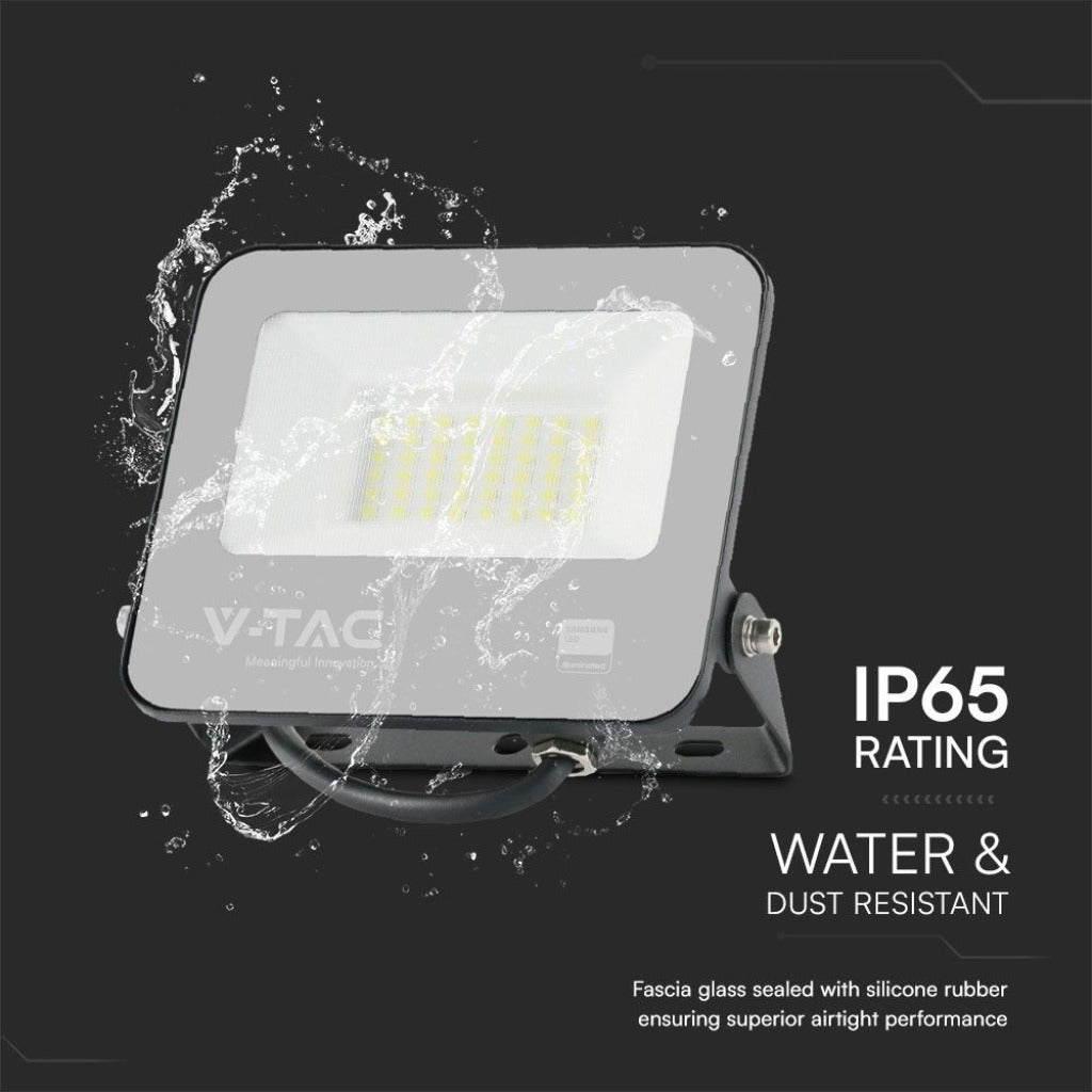 Faro LED resistente all'acqua e polvere con vetro sigillato in silicone, design robusto per uso esterno, SKU: 23599