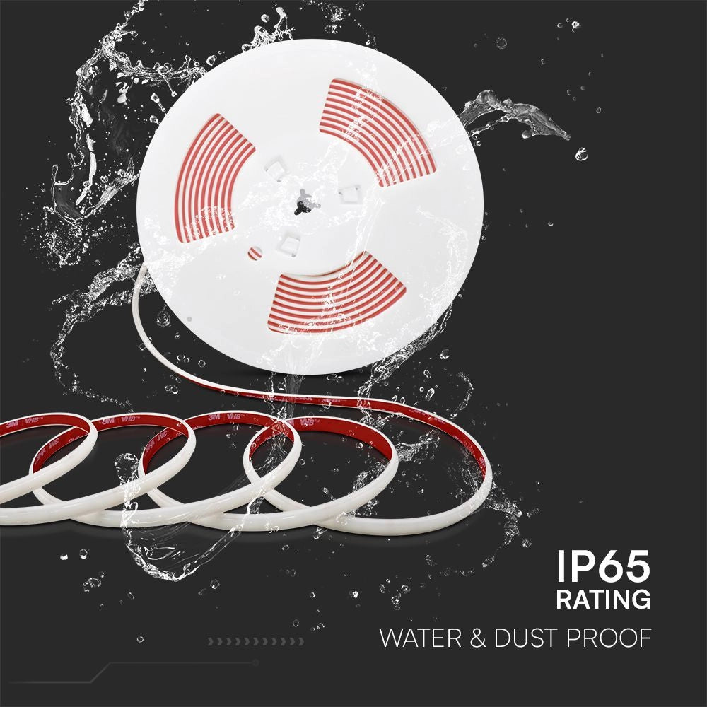 Strip LED 220V COB 3000K IP65 10m con Spina resistente all’acqua e alla polvere, perfetta per uso esterno.