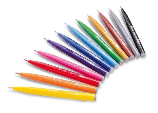 Pentel Brush Sign Pen Confezione da 12 Pennarelli con Punta a Pennello - Linee Fini o Spesse a Seconda della Pressione - Realizzati con l'81% di Plastica Riciclata - Colori Vivaci Assortiti