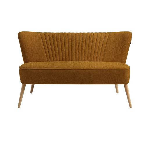 Divano 2 posti in tessuto color senape con schiena alta e dettagli vintage, gambe in legno chiaro, stile retro artigianale, SKU: SF041HAR2-RV41