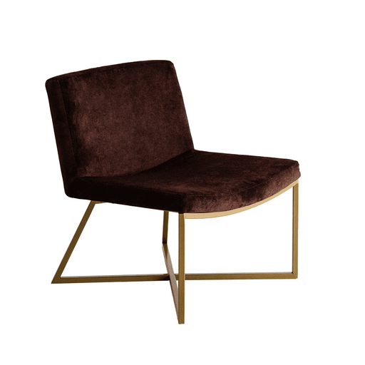 Poltrona design elegante con rivestimento in tessuto marrone scuro e base dorata, ideale per ambienti moderni e raffinati