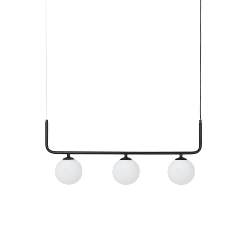 Lampada a soffitto Catkin 3 nera con struttura in metallo e tre globi in vetro bianco, design contemporaneo per illuminare ambienti moderni.