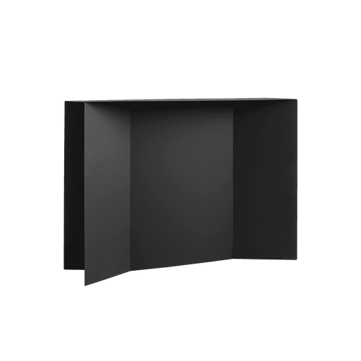 Console nera in metallo con design minimalista, superficie liscia e forma rettangolare, ideale come tavolo ausiliare elegante.
