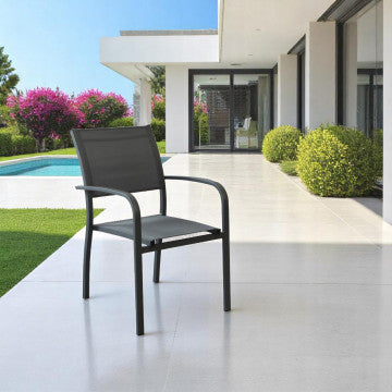 Poltrona struttura alluminio verniciato, seduta textilene, 56x65x87 cm