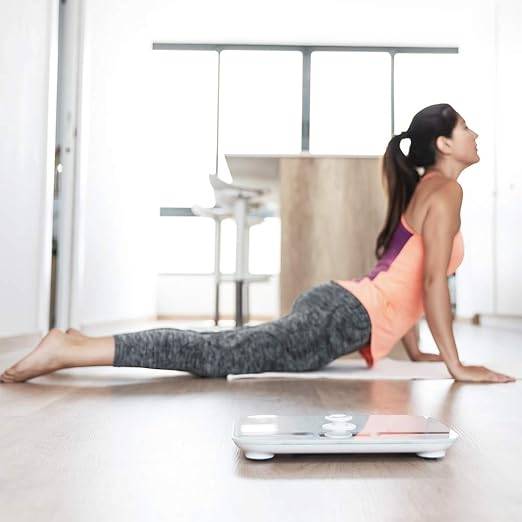 Cecotec Surface Precision 10200 Smart Healthy White Bilancia Pesapersone fino a 180kg - Energia senza Pile - Bluetooth - 4 Sensori - Cristallo Temperato - Piedini Antiscivolo - Spegnimento Automatico - Colore Bianco