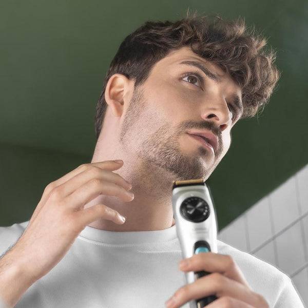 Cecotec Bamba PrecisionCare AllDrive Pro Regolabarba - Lame Titanio - Uso Wireless e con Cavo - Autonomia 75min - Lame Estraibili - Ergonomico - Grigio