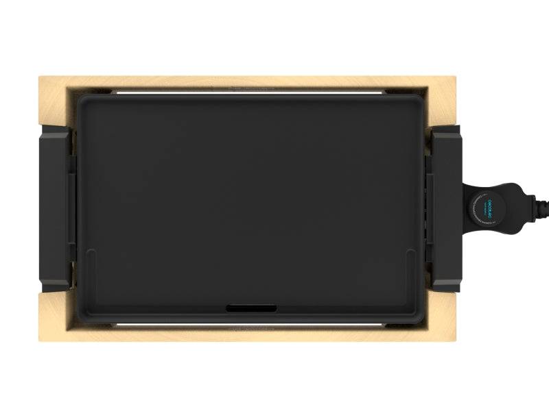 Cecotec Tasty and Grill 2000 Bamboo Piastra Elettrica - 2000W - Struttura Bambù - Antiaderente - Termostato Regolabile - Adatta alla Lavastoviglie - Include Spatola - 37.5x24.5cm - Colore Legno Chiaro
