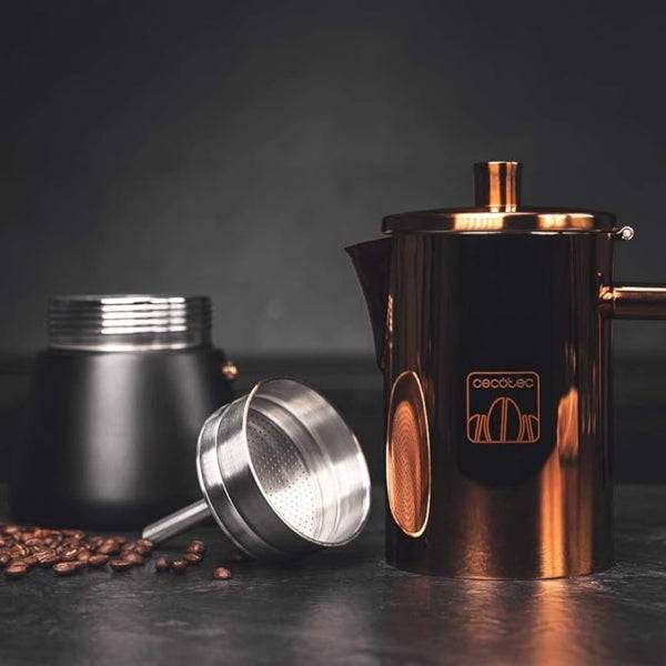 Cecotec Moking 400 Macchinetta del Caffè Italiana per 4 Tazze - Acciaio Inossidabile - Compatibile con Induzione - Adatta a Gas, Elettrica e Vetroceramica - Pulizia Facile in Lavastoviglie - Valvola di Sicurezza - Colore Rame