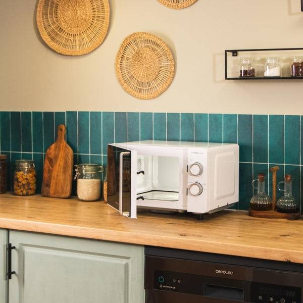 Cecotec Proclean 3010 Flatbed Forno a Microonde senza Piatto - Potenza 700W - Capacità 20L - Rivestimento Ceramico - Timer 30min - Tecnologia 3Dwave Avvolgente - Colore Nero