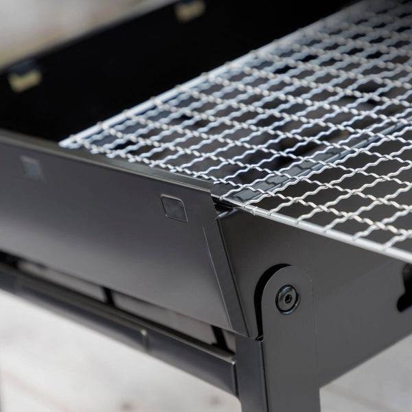 Innovagoods BearBQ Barbecue Portatile da Tavolo - Ferro - Pieghevole - Capacità fino a 1.5kg di Carbone - Griglia Estraibile 35X27cm - Pulizia Facile - Compatto - Leggero - 41x28x20cm - Colore Nero