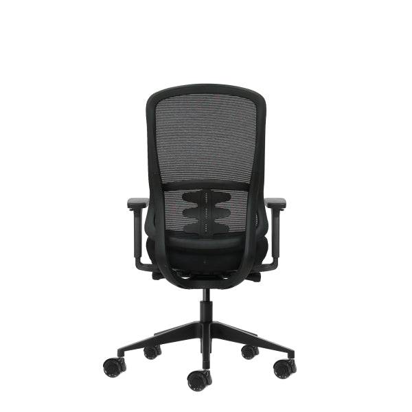Oqonos Cherg 021 Sedia da Ufficio Ergonomica con Meccanismo Autoequilibrante, Braccioli 4D, Seduta Scorrevole e Ruote in Silicone - Nero