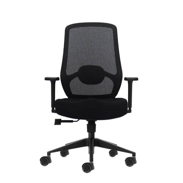 Oqonos Cherg 024 Sedia Ufficio Ergonomica con Supporto Lombare Regolabile in Altezza e Profondità, Braccioli 4D, Pistone Gas Classe 4, Seduta Ergonomica Sagomata e Ruote Silicone - Nero