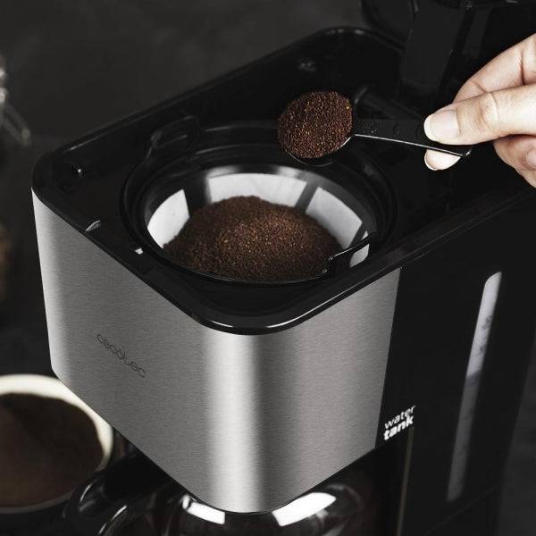 Cecotec Coffee 66 Heat Macchina Caffè a Filtro - Potenza 950W - Serbatoio 1.5L - Sistema Antigoccia - Finiture Acciaio Inossidabile - Temperatura Regolabile - Colore Nero e Argento