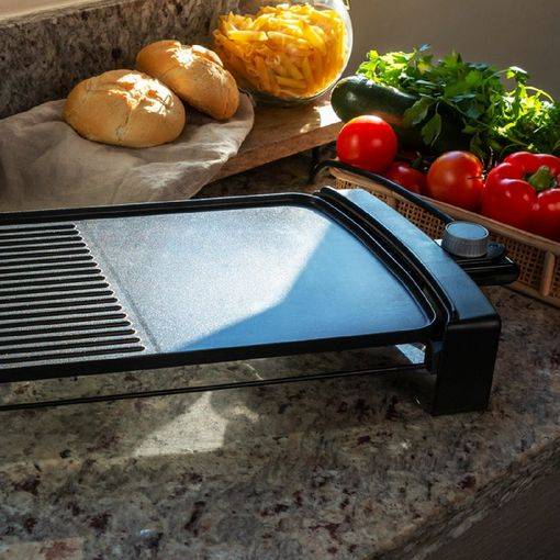 Cecotec Tasty and Grill 2500 BlackWater MixGrill Piastra Elettrica - Potenza 2150W - Antiaderente - Temperatura Regolabile - Lavabile in Lavastoviglie - Superficie 45x25cm - Colore Nero