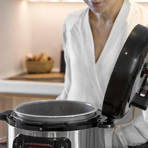 Cecotec Olla GM H Pentola a Pressione Elettrica 6L - Programmabile - Vaschetta Antiaderente - Multifunzione - Include Ricettario - Accessori Inclusi - Modalità Preconfigurate - Colore Nero e Argento