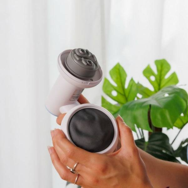 Innovagoods CellyGun Pistola Massaggiatore Anticelulitica Ricaricabile 6 in 1 - 5 Testine Intercambiabili - 6 Livelli di Intensità - Vibrazione ad Alta Frequenza - Cavo USB C