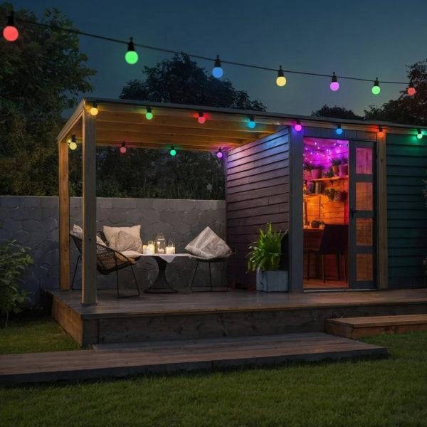 Hama Catena Lampadine LED RGB Intelligente per Esterno - Lunghezza 8m - IP44 - WiFi - Flessibile - Cavo Alimentazione 3m - Multicolore