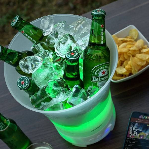 Innovagoods Sonice Secchiello per Ghiaccio con Altoparlante 3 in 1 - Bluetooth - Autonomia 4h - Cavo USB Incluso - Batteria 1200mAh - IPX4 - Luce LED RGB - Ricaricabile - Multifunzione - 24,5x29x23,5cm - Colore Bianco