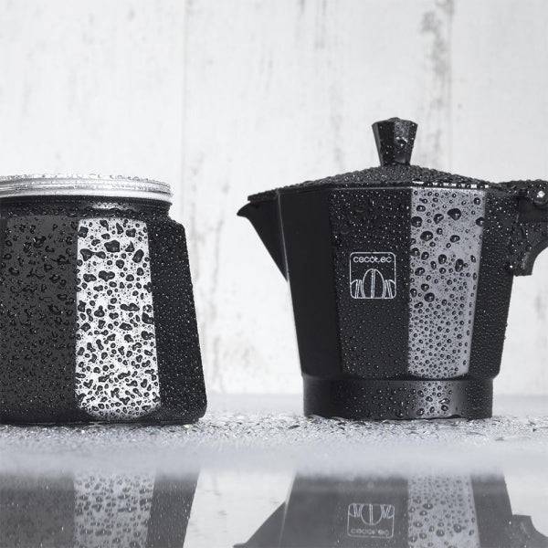 Cecotec Mokclassic 1200 Macchinetta Caffè Italiana 12 Tazze - Alluminio Pressofuso - Idonea per Gas, Elettrico e Vetroceramica - Facile da Pulire - Valvola di Sicurezza - Filtro Acciaio Inossidabile - Colore Nero